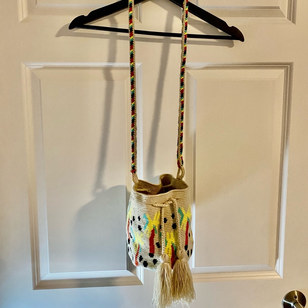 Colorful Woven Bucket Bag